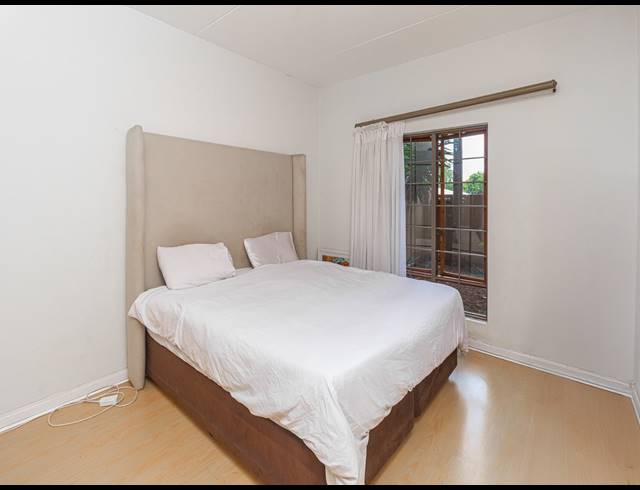 2 BEDROOM APARTMENT FOR SALE IN MORNINGSIDE
